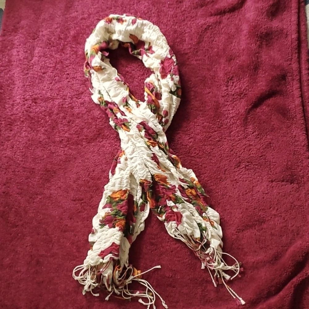 100% COTTON Floral Fringed Scarf